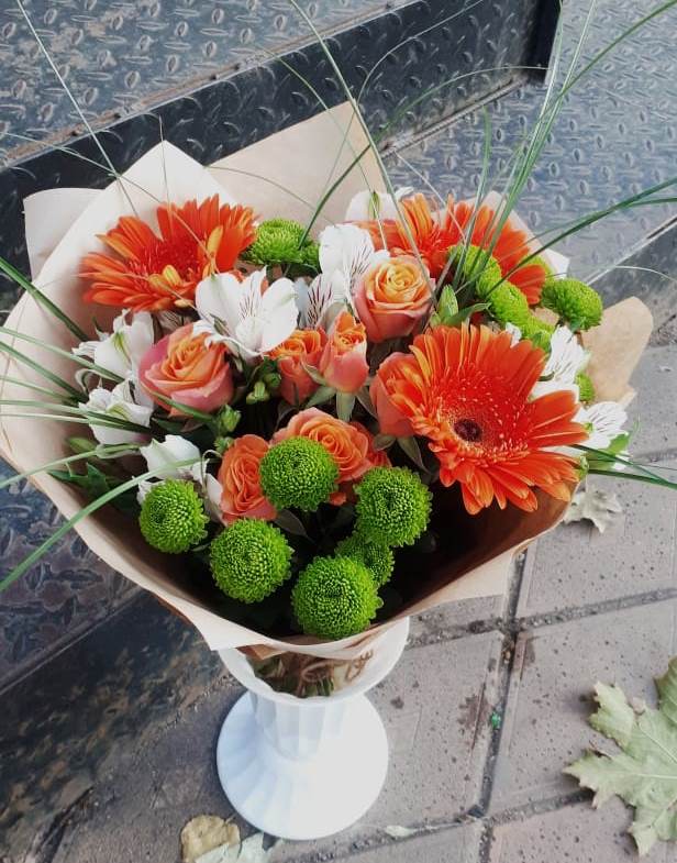 Букет цветов из: Герберы, Хризантемы, Альстромерии и Розы в Грачевке Ставропольского края