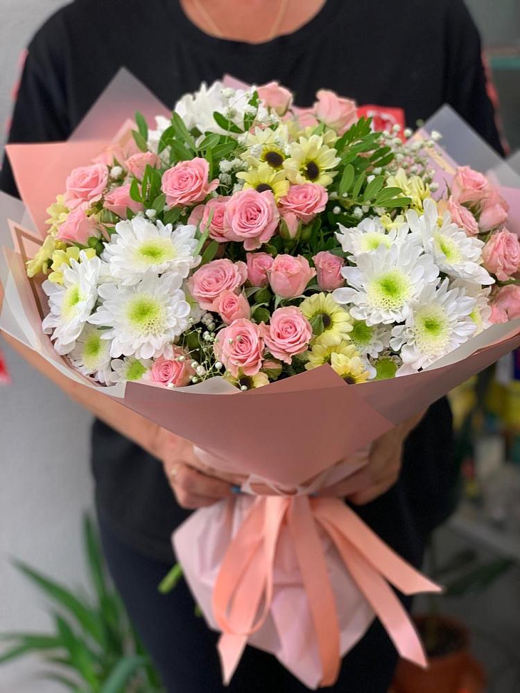 Букет цветов из: Розы и Хризантемы в Грачевке Ставропольского края