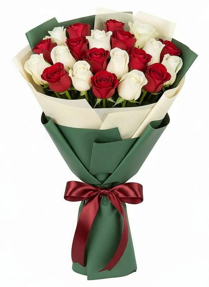 Букет Микс из красных и белых роз в Грачевке Ставропольского края